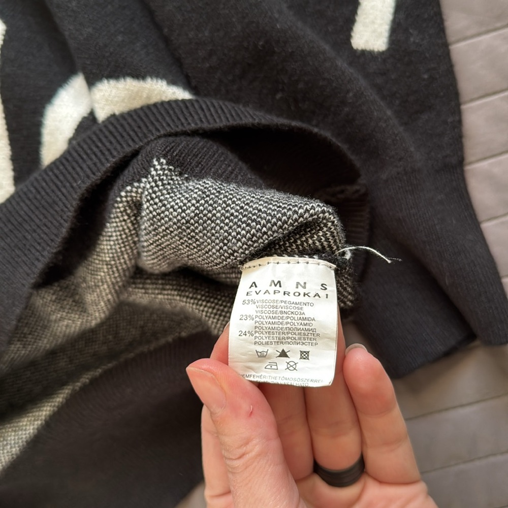 Sweater - Picture 2 of 3